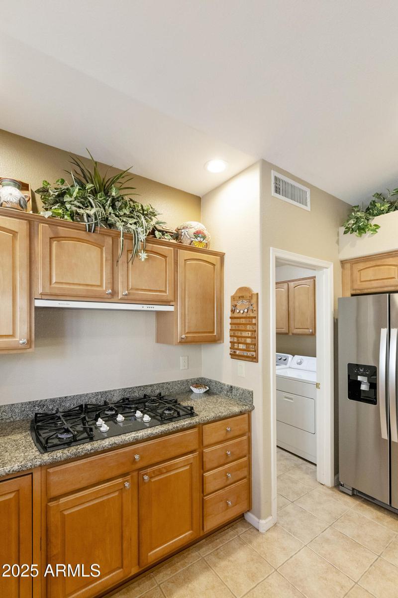 Kitchen with gas cooktop