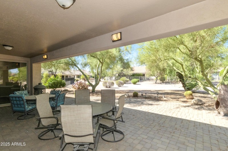 Covered patio with pavers