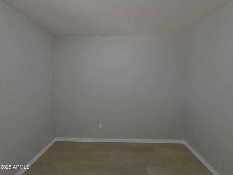 10_pc_b6kvil4UAA_NKA7TikzsX_layout_1