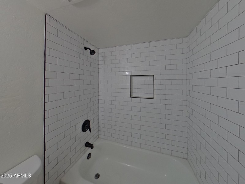 12_pc_3vNEWoj0us_PcARJLGST8_layout_0