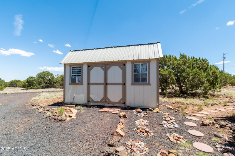 Shed