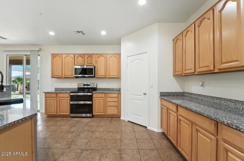 17379 W. Bajada Rd-21