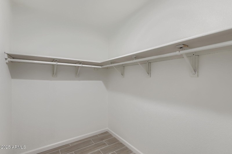 2837 N 71st Ave - Web Quality - 025 - 27