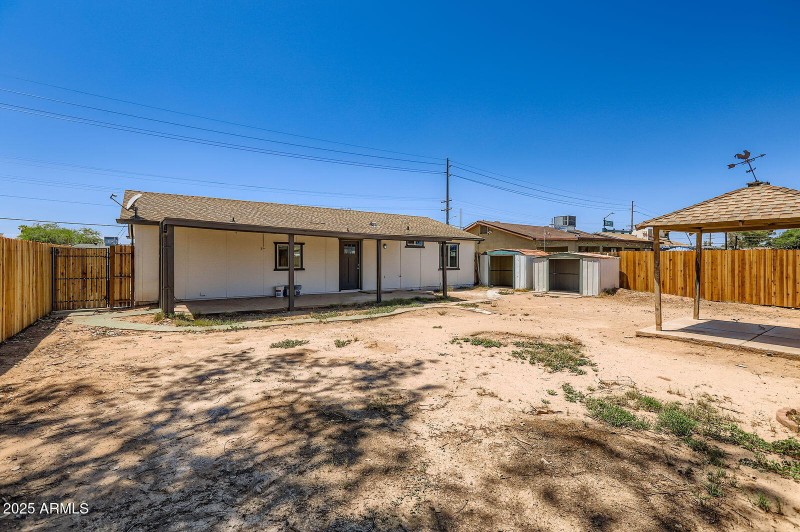 2837 N 71st Ave - Web Quality - 028 - 31