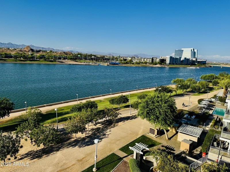 7) 60708-6889649652dfb