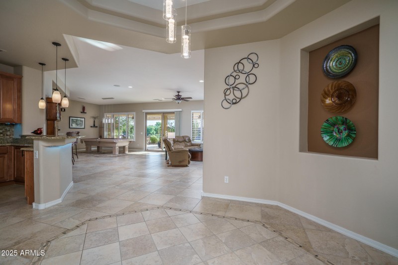 4) FOYER