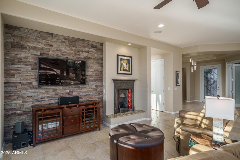 7) GREAT ROOM