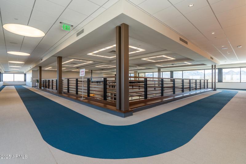 C5) INDOOR TRACK