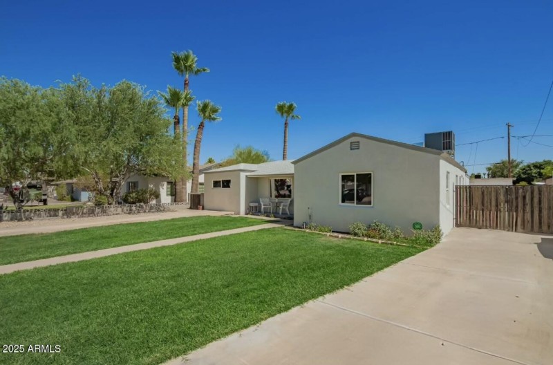 9F328455-8BDE-4418-BC07-66F71537D12F