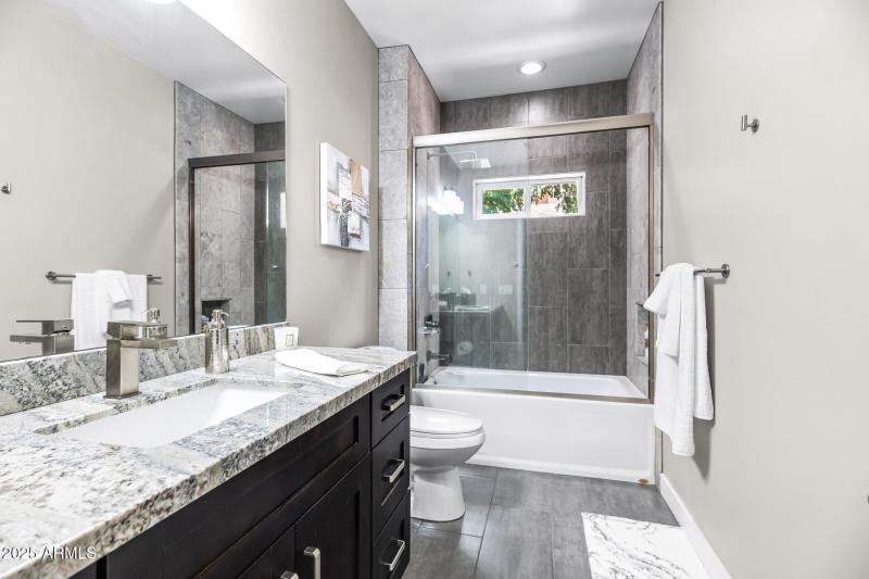 Full Guest Bathroom