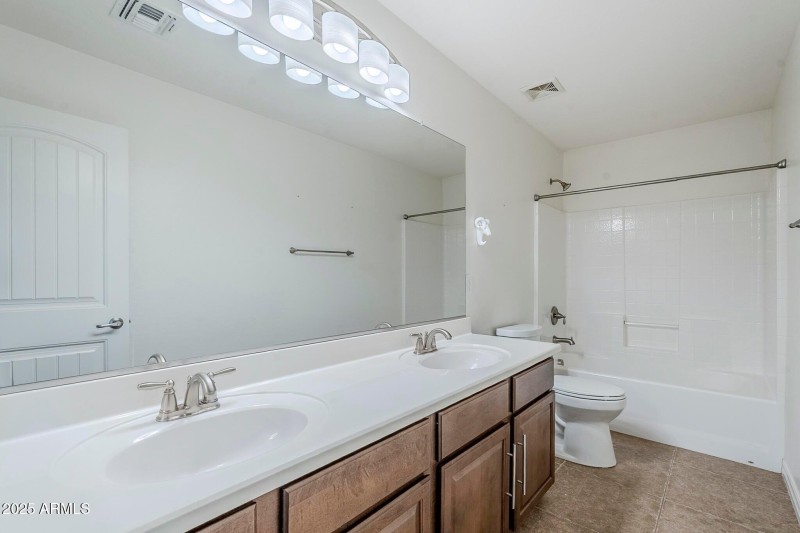 Bathroom 4