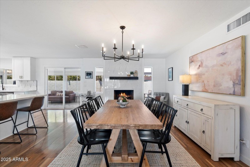 Formal Dining