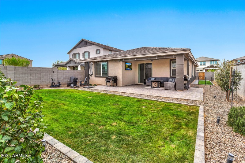 25583 S 224th Pl-37