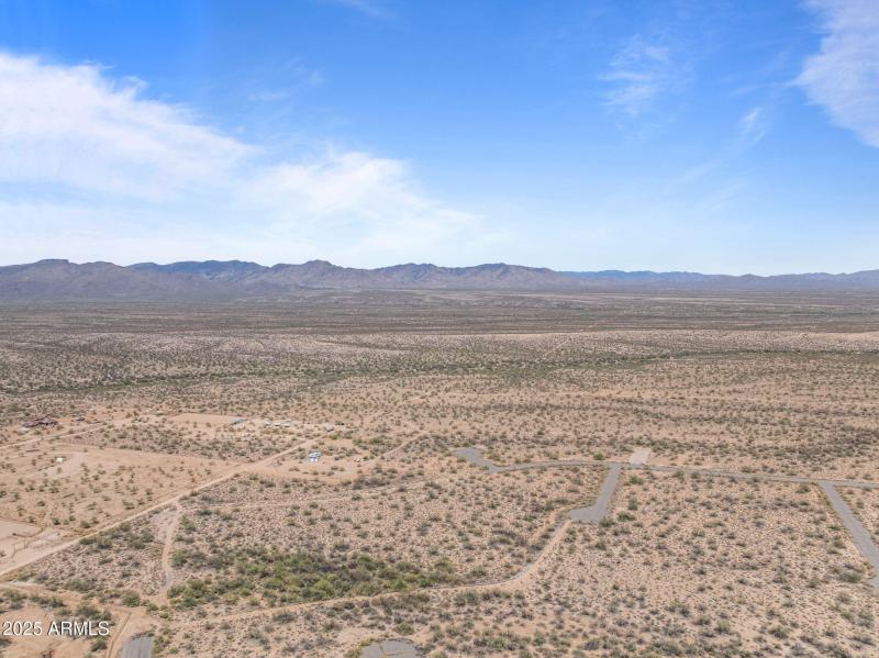 5-web-or-mls-DJI_20250721211424_0086_D