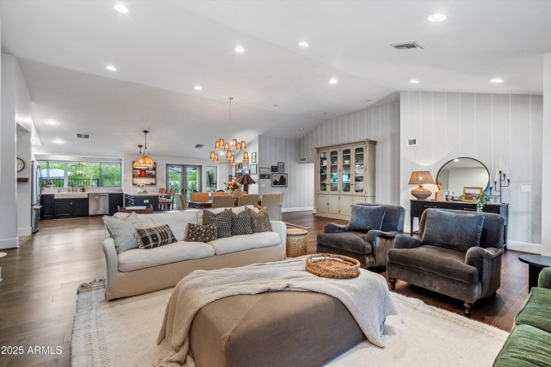 12-Living Room