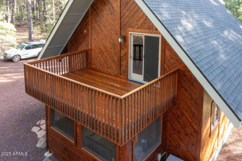 Cabin-0340