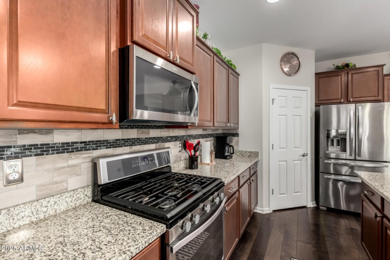 kitchen2