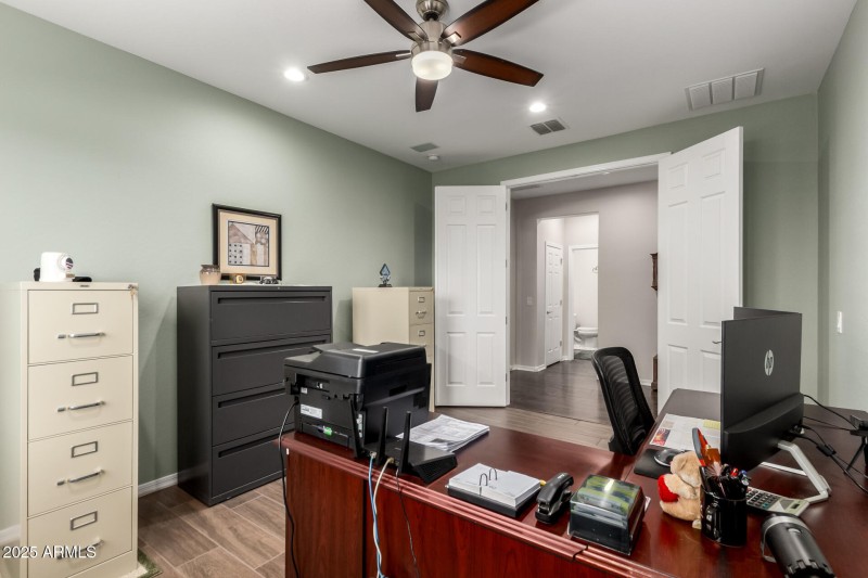 office/den2.2