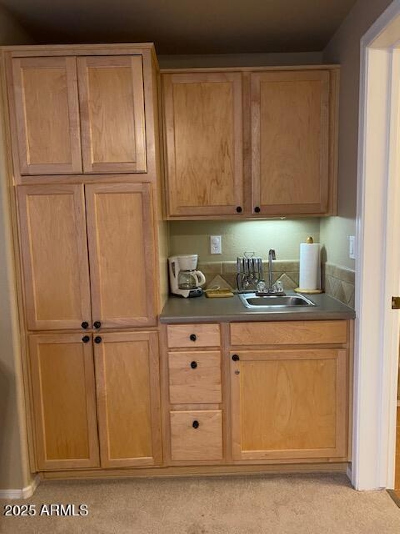 213B4