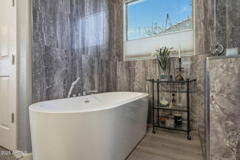 Soaking Tub