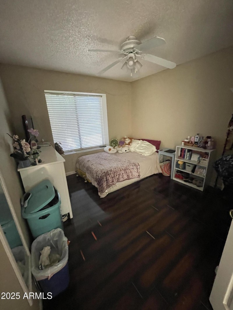 Room3_8717WWilshire
