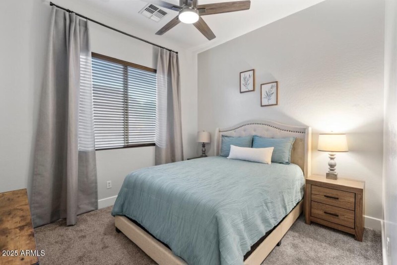 Guest bedroom
