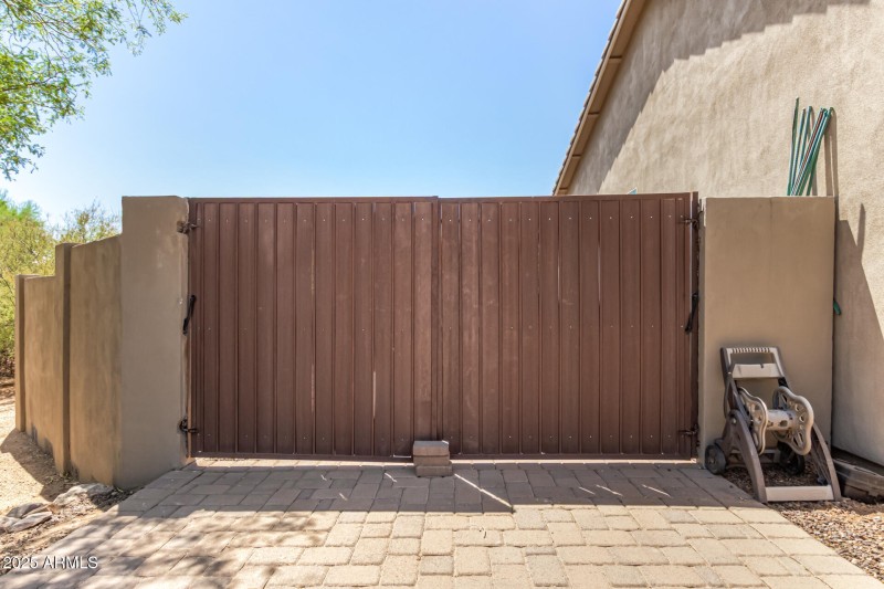 RV Gate