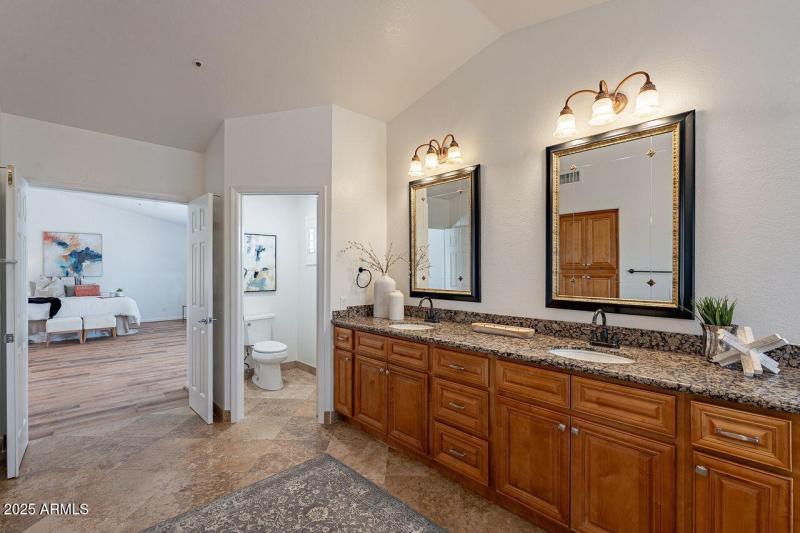Double Sinks