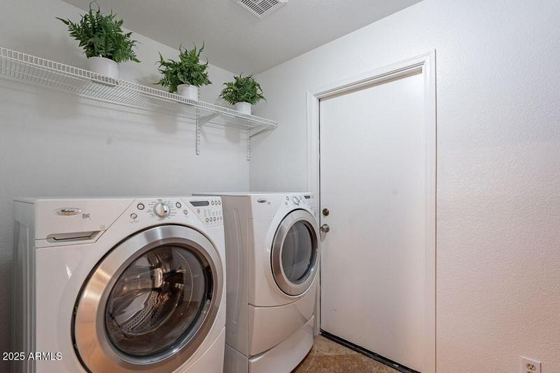 Large Mud Room