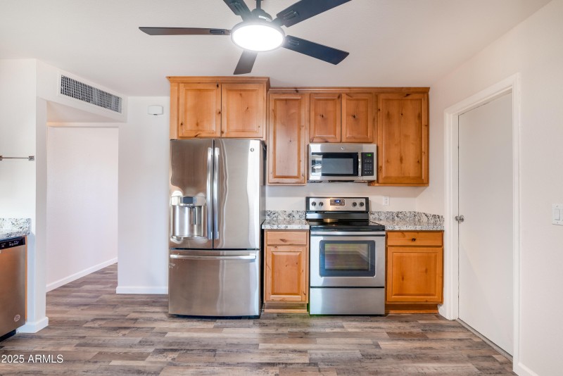 10_7514 e mckellips rd-8b