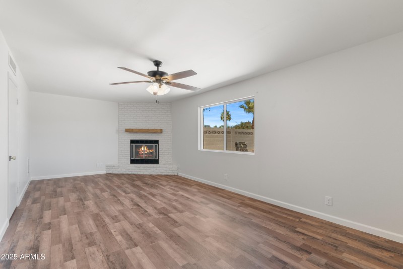 12_7514 e mckellips rd-10