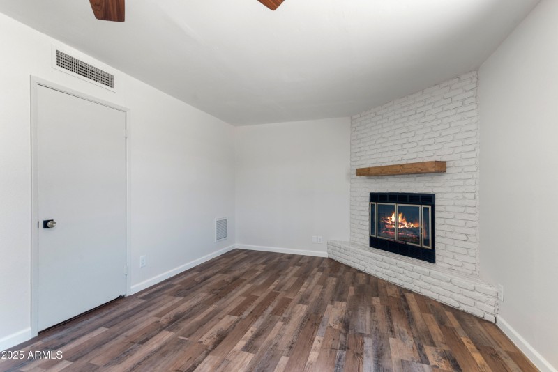 16_7514 e mckellips rd-14