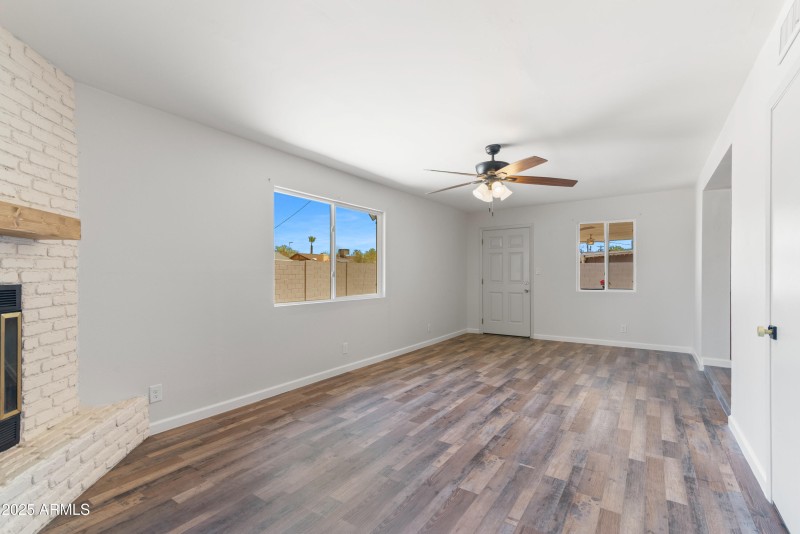 17_7514 e mckellips rd-15