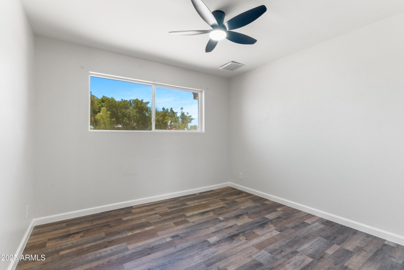 32_7514 e mckellips rd-30