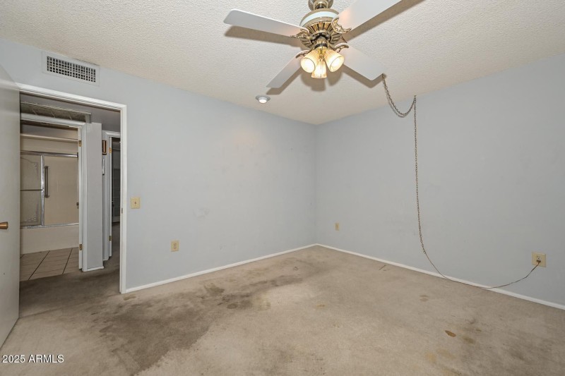2nd Bedroom2