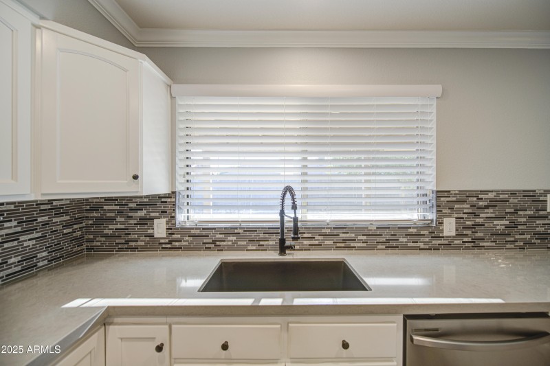 Kitchen 6