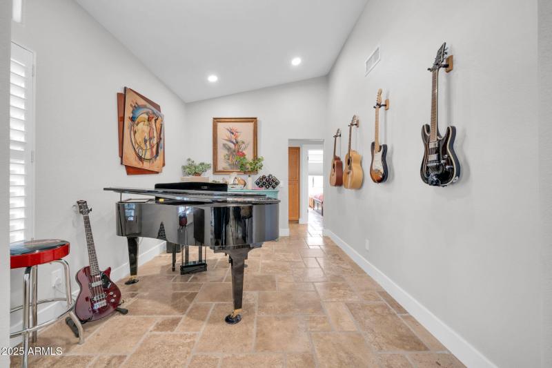 6941 W Monte Lindo-30