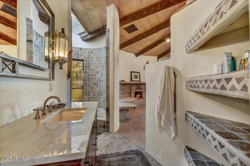 30-Primary Bath