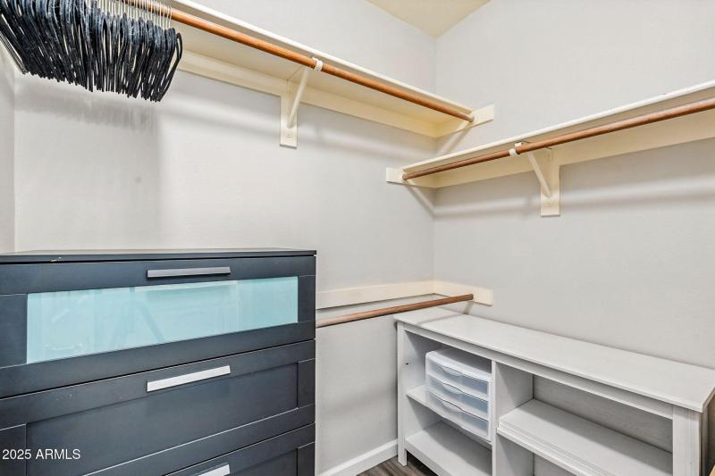 24-web-or-mls-Becker-24