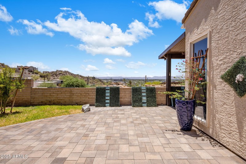 24-web-or-mls-D46A8684