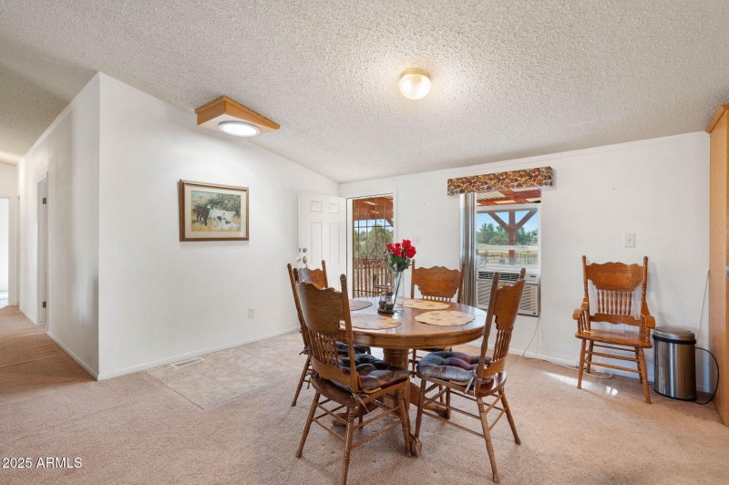 7-Dining Room