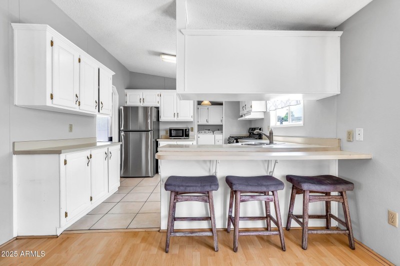 625 W MCKELLIPS RD 399, Mesa, AZ 85201