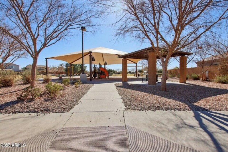 Sun Groves Park 2