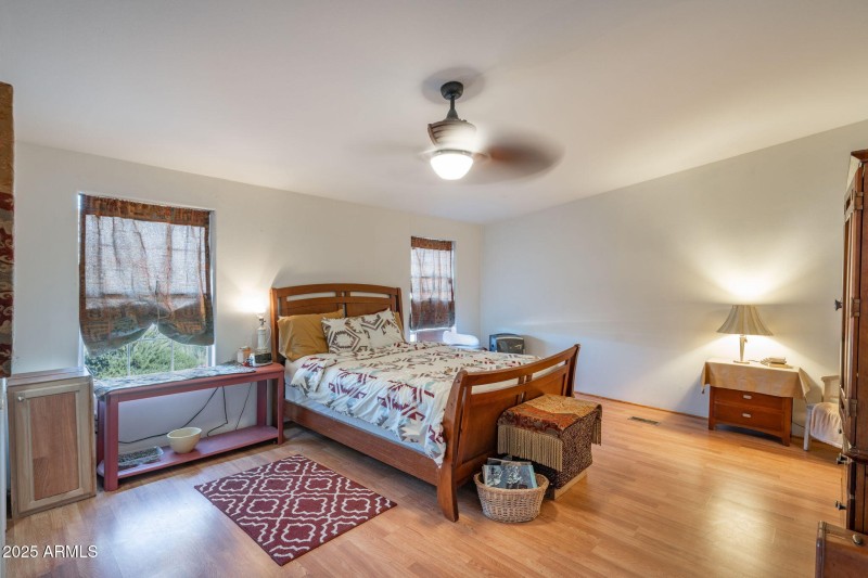 11-web-or-mls-4535-lazy-lariat-ln