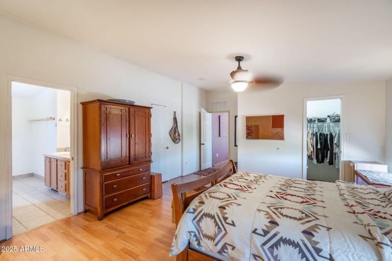 13-web-or-mls-4535-lazy-lariat-ln