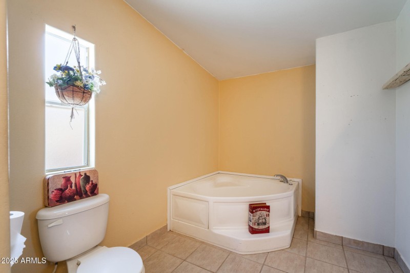 15-web-or-mls-4535-lazy-lariat-ln