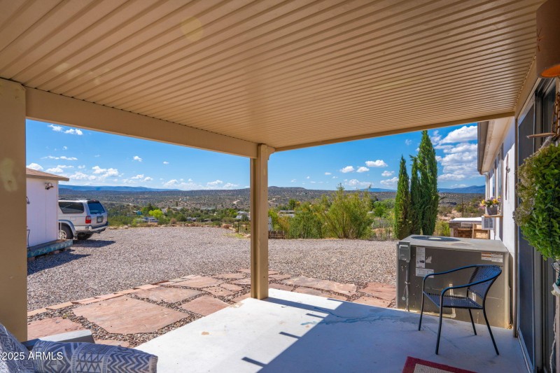 37-web-or-mls-4535-lazy-lariat-ln