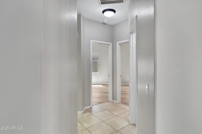 16188 W Hearn Rd-14