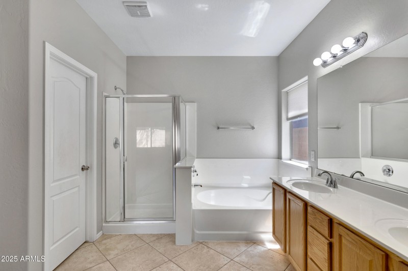 16188 W Hearn Rd-22