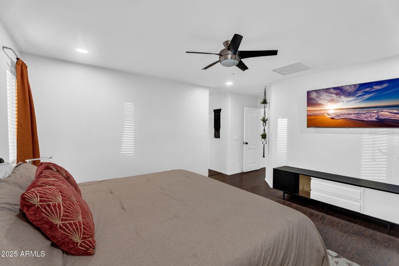 16-web-or-mls-Yeager-16